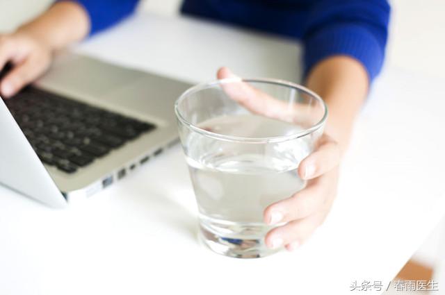 着急尿又没尿怎么办,尿很急却尿不出来怎么回事