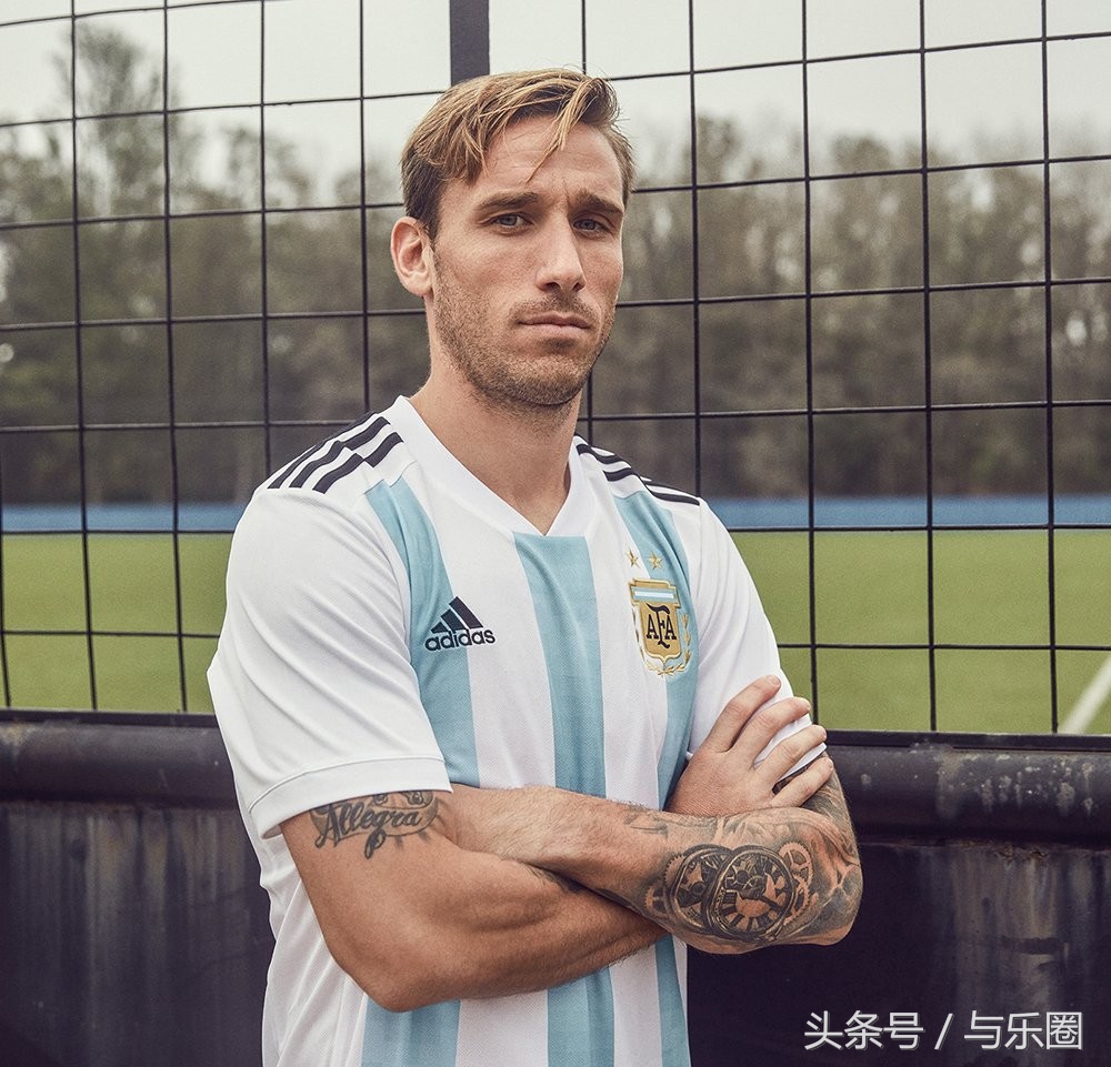 梅西阿根廷最新款球衣,阿根廷2018世界杯梅西球衣