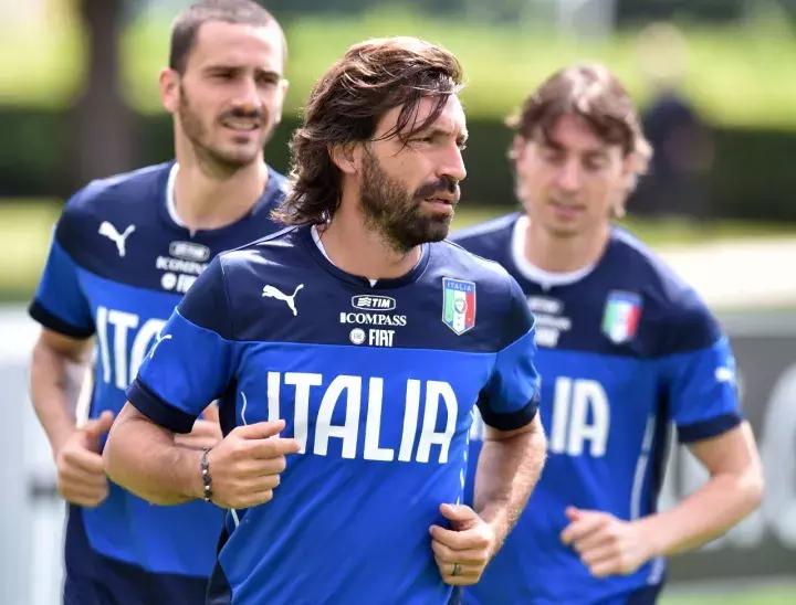 皮尔洛退役天下足球,皮尔洛退役后踢足球