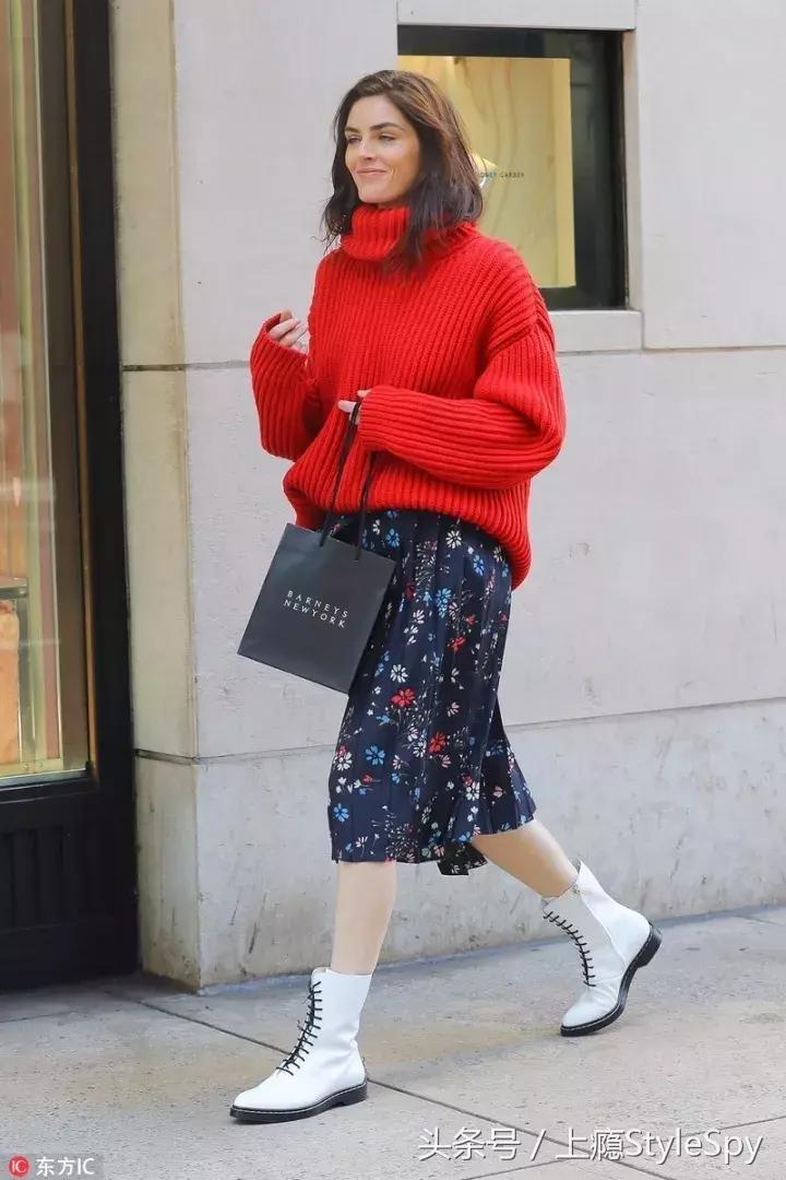 冬天半袖蝙蝠衫毛衣搭配,冬天宽松版的毛衣怎么搭配