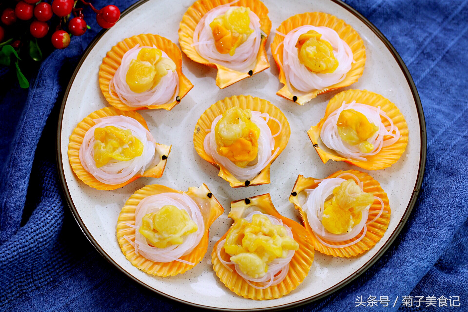 蒜蓉粉丝蒸扇贝超级好吃呢,扇贝肉粉丝蒜蓉家常做法视频教程