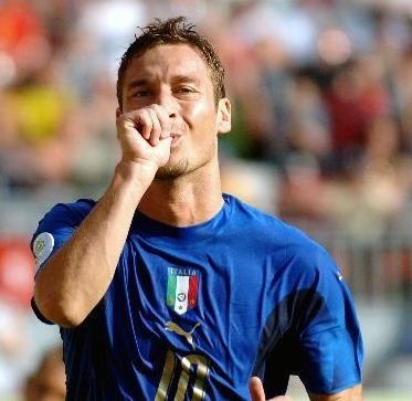 劳尔经典足球比赛,足球经典劳尔