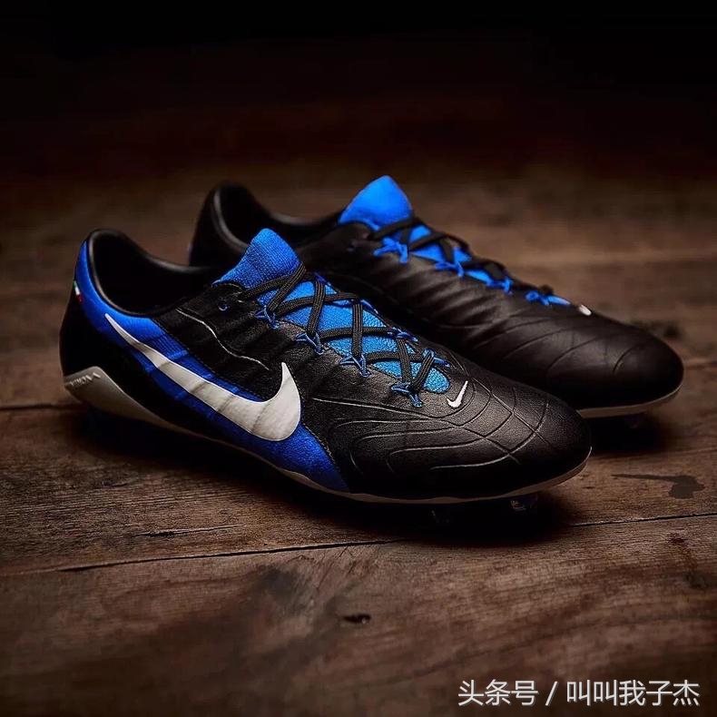 nike足球鞋phantomvenom,nike足球鞋phantomgx细节