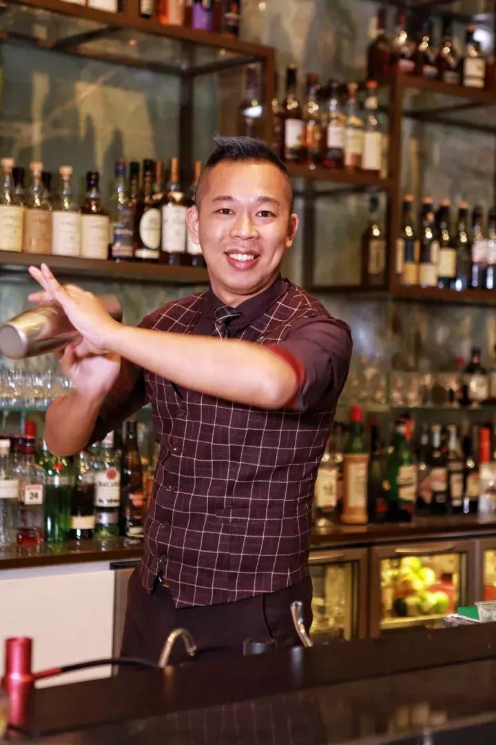 瑞吉酒吧上海调酒师,瑞吉血腥玛丽鸡尾酒