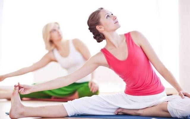 瑜伽治失眠动作图片,失眠瑜伽每天必练2个动作