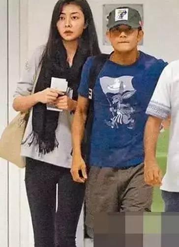 秋瓷炫告诉老公自己怀孕了的视频两人都笑哭了！女星孕相原来都……