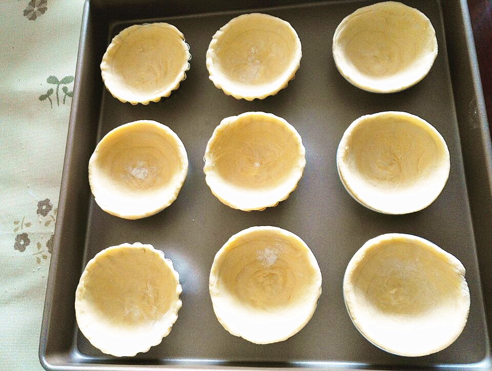 在家怎么把蛋挞做得又简单又好吃,如何做出好吃的蛋挞教程简单易学