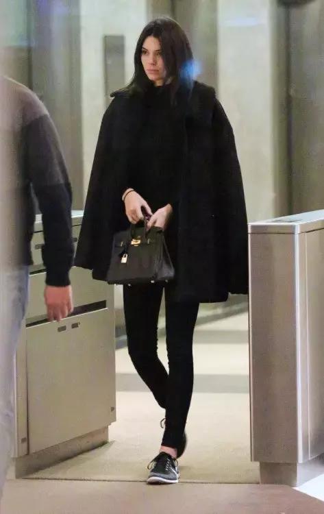 这个冬天毛鞋和毛袜最配,这个冬天鞋推荐