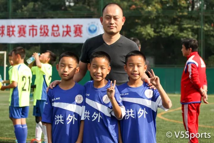 第一届武汉中国青少年足球联赛,中国第一届青少年足球联赛武汉