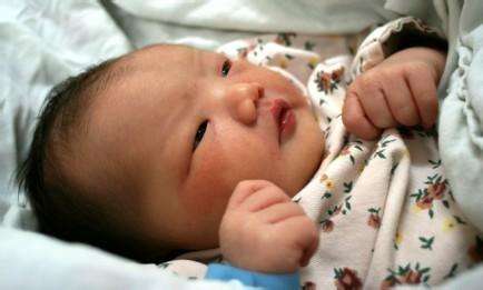 大头体验分娩,大头宝宝生产记录