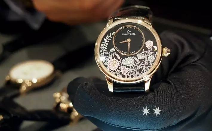 你们哭着喊着要的巴塞尔爆款女表，都在这儿了！|雅趣臻选