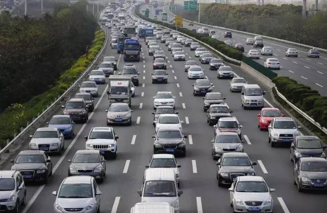 高速路口保命口诀,高速交警的救命忠告高清