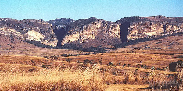 游戏中的名场面神秘海域4,神秘海域4盗贼末路游戏开箱