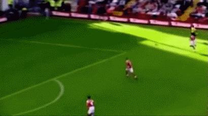 足球凌空集锦,足球史上凌空破门