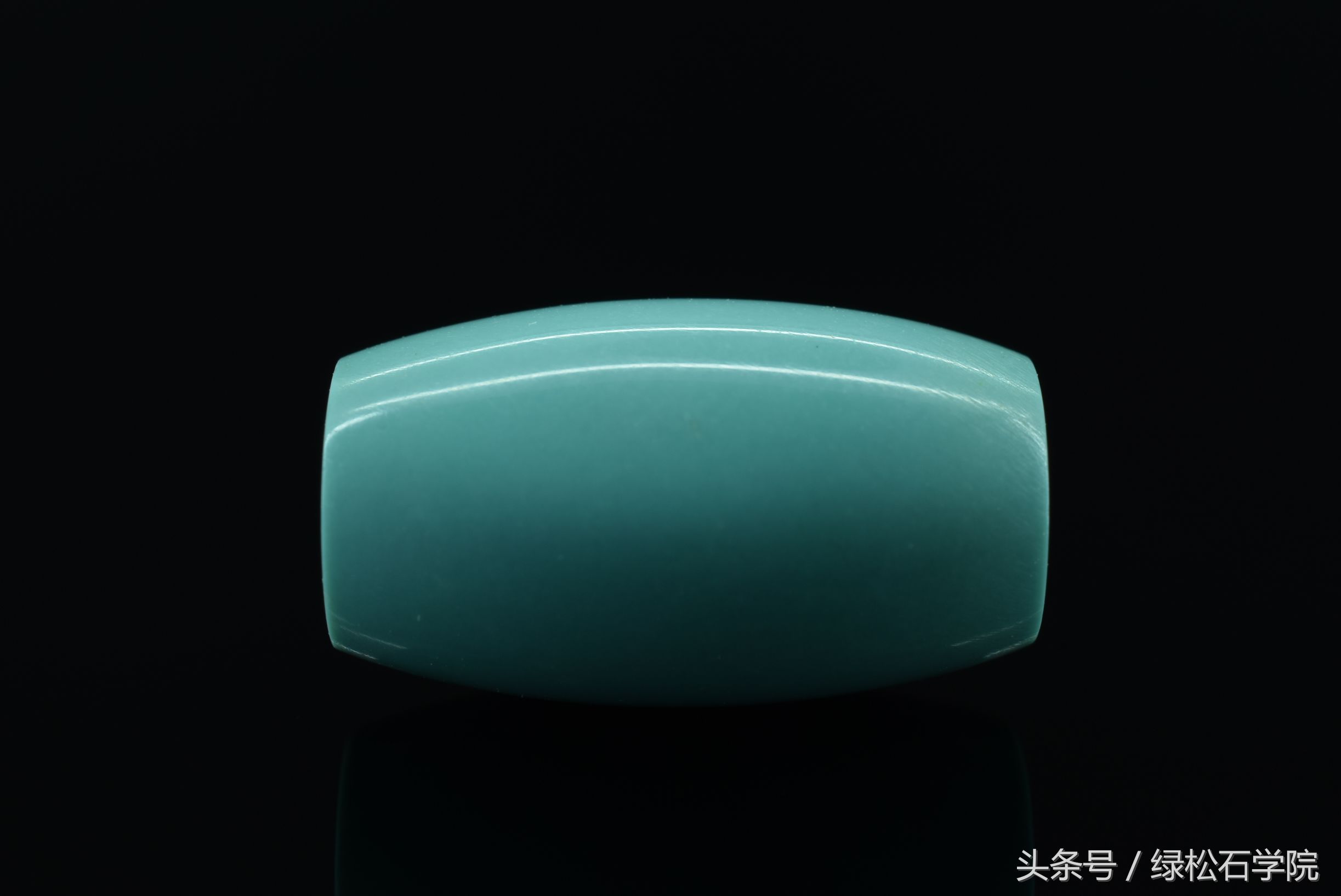 原矿绿松石和优化绿松石怎么鉴别,恒艺绿松石手工雕刻