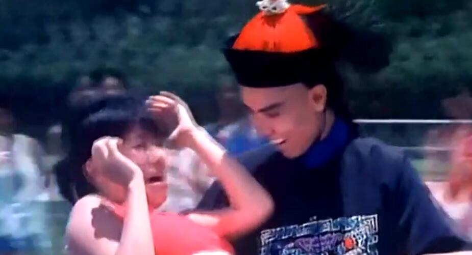 开心鬼帮助赢比赛片段,开心鬼帮美女作弊