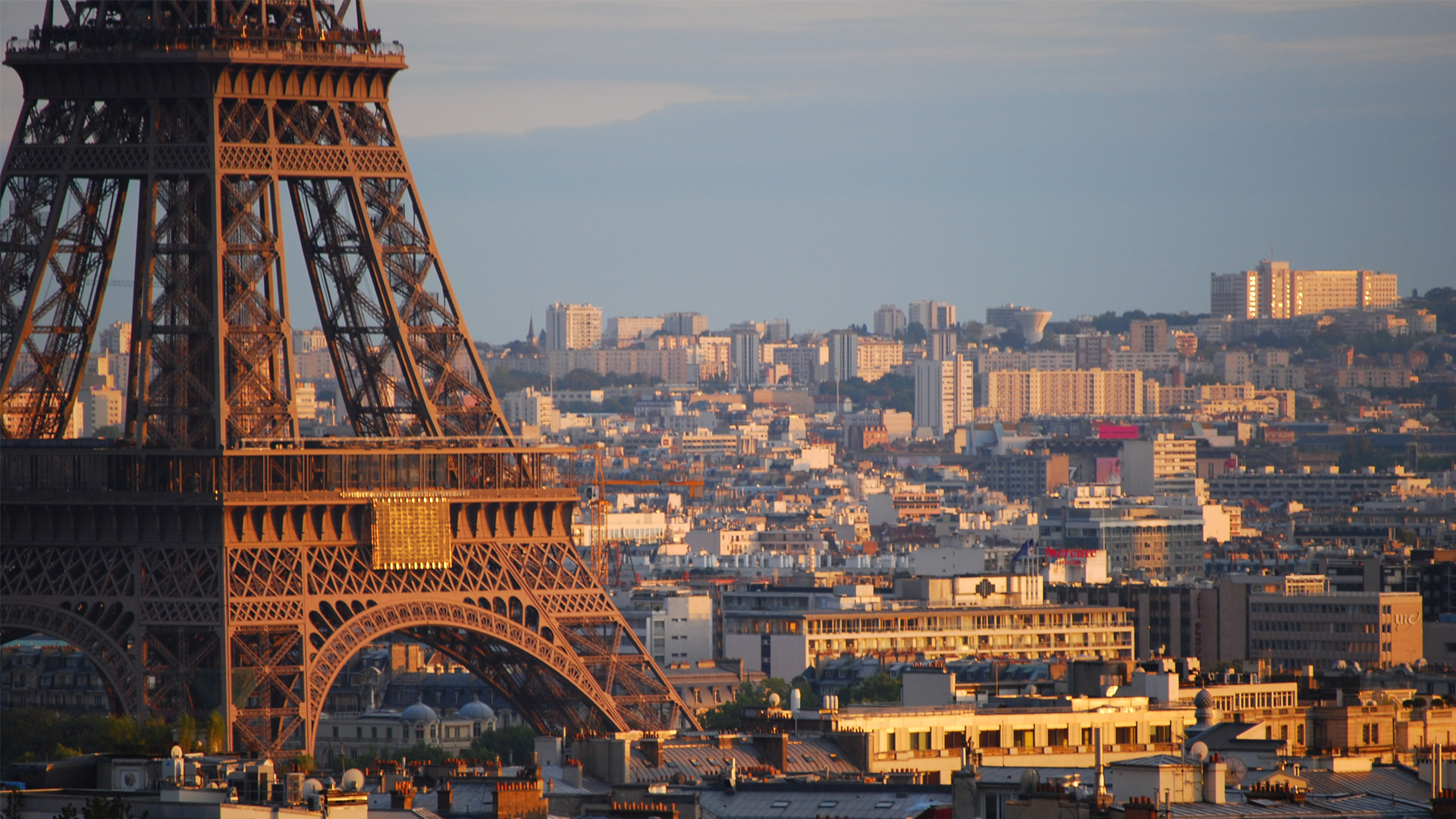 说实话，我太愿意让朋友圈知道在国外玩，特别是在当下