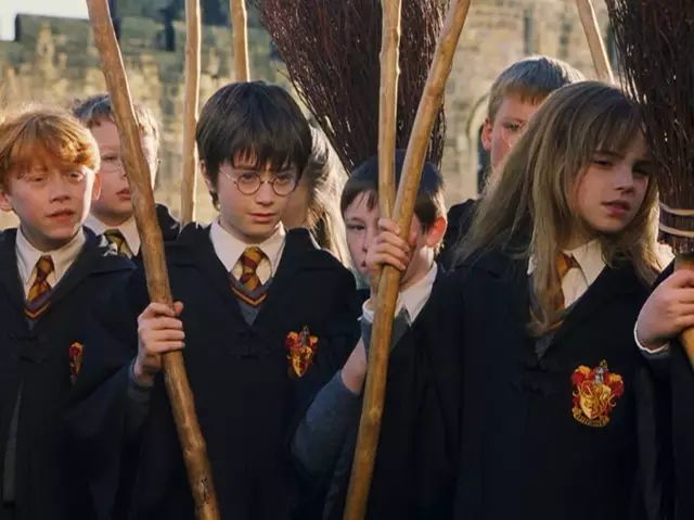 哪些英文小说适合学英语,最适合中国人学习英语的25部小说