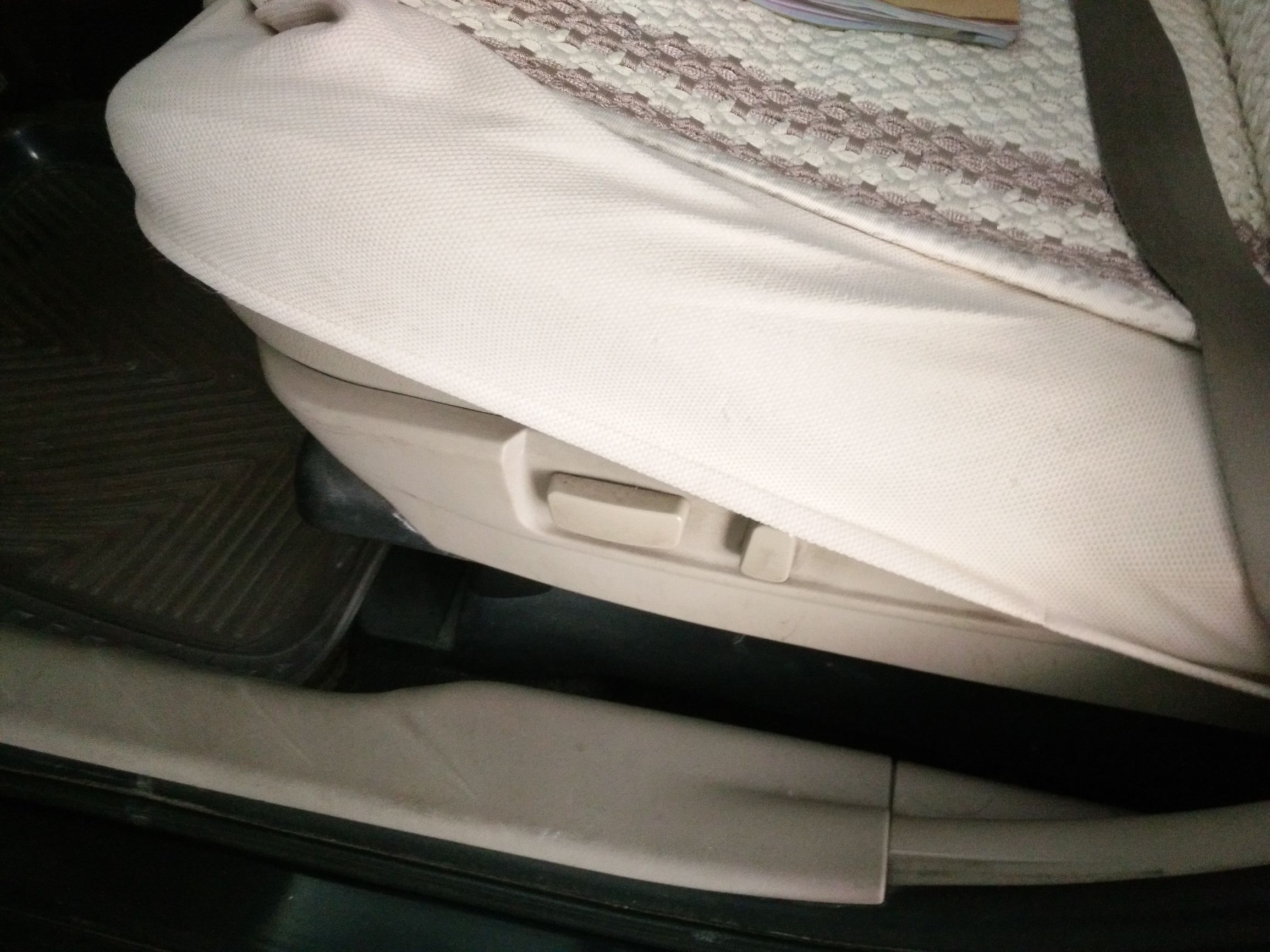 08年进口欧蓝德2.4四驱维修,08款欧蓝德无钥匙进入