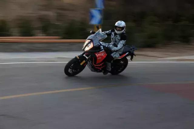 ktm1290superadv测评,新款ktm1290advs质量怎么样
