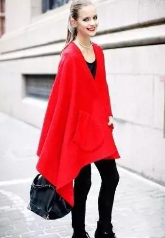 披上这一席披肩斗篷吧~