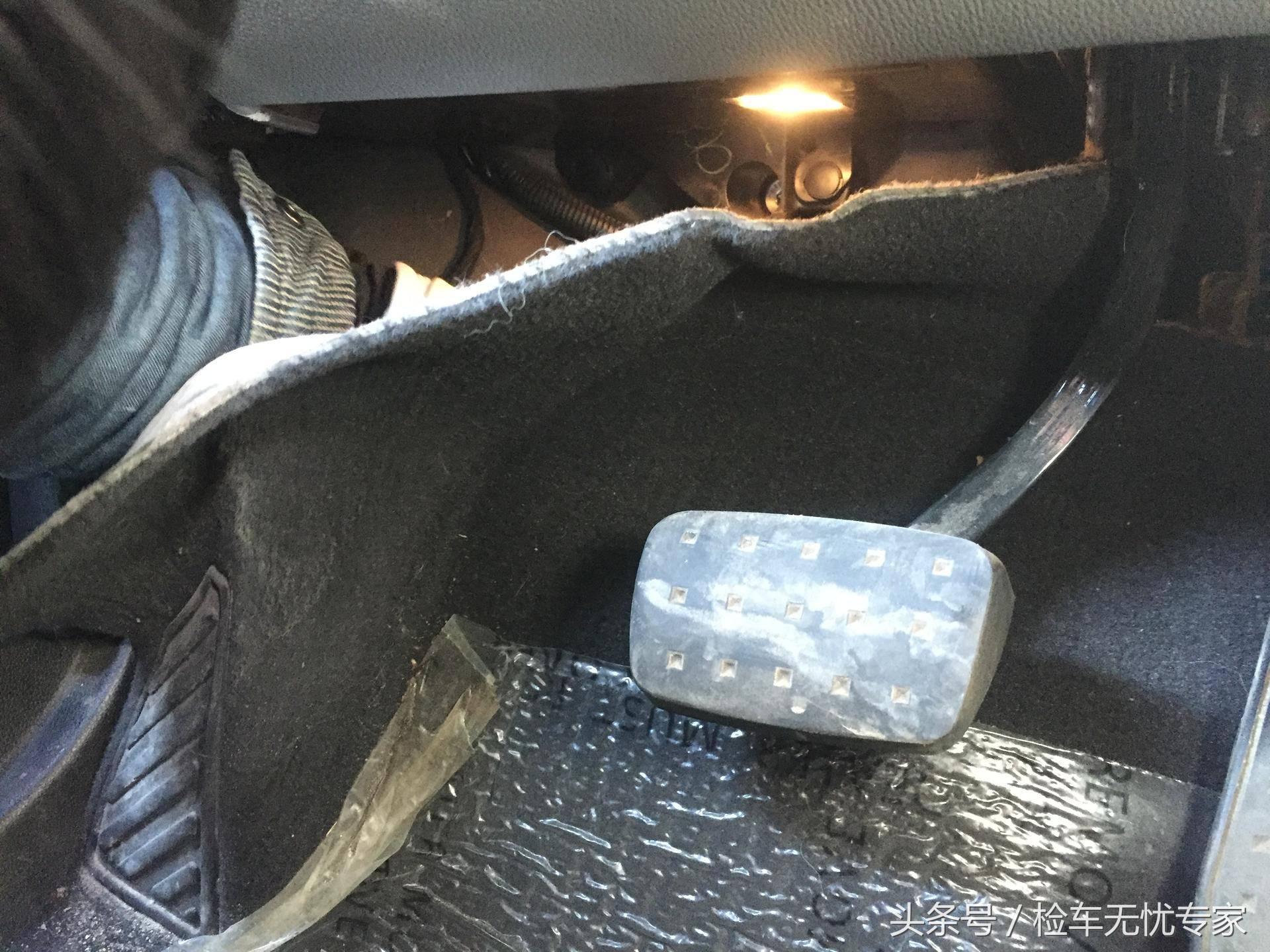 凯迪拉克SRX瞬间贬值10W？买家气吐血，直呼险被害死