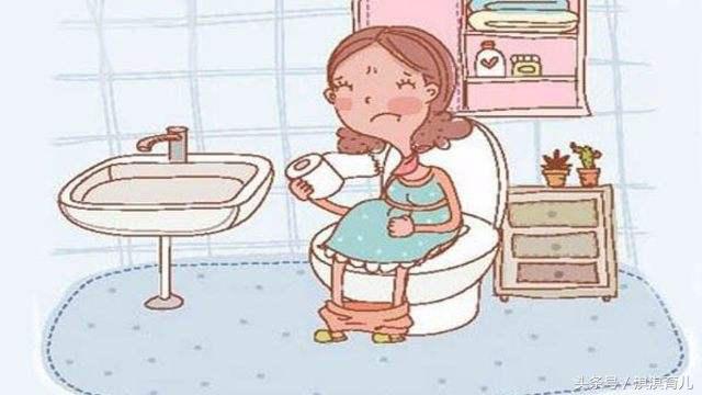 产后30天如厕下身有下坠感,产妇顺产后尿不出尿怎么办