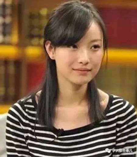 唐嫣衣着宽松引争议,唐嫣气质穿搭