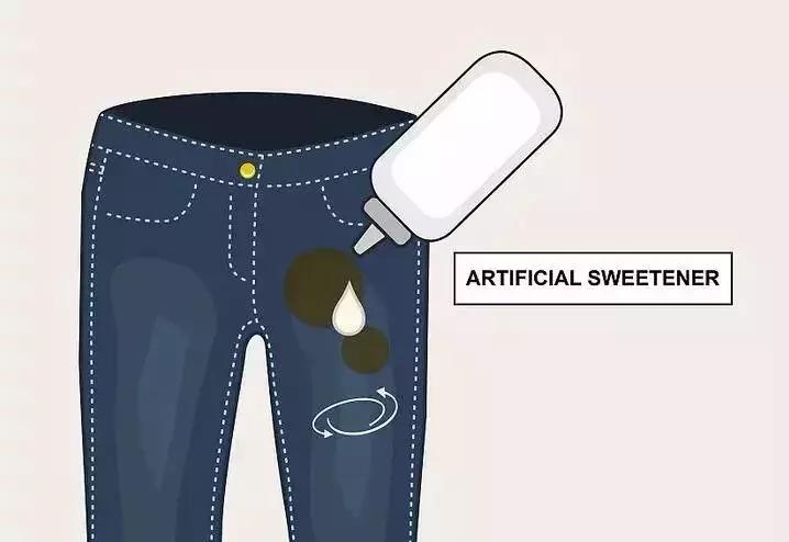 牛仔裤酱油污渍怎么去除,去除牛仔裤的污渍方法