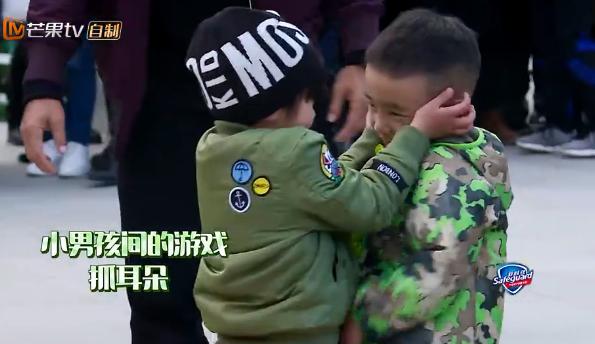 max和嗯哼片段,max和嗯哼哭