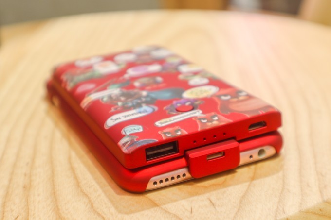 背夹式充电器,背夹式充电器好不好用