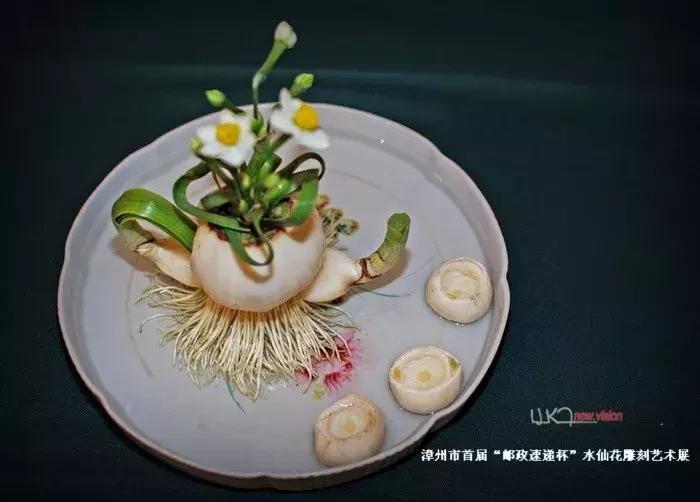 水仙花的造型艺术图片,水仙花的花语传说与诗词鉴赏