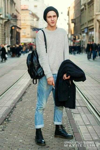 drmartens马丁靴棕色搭配,drmartens马丁靴穿搭