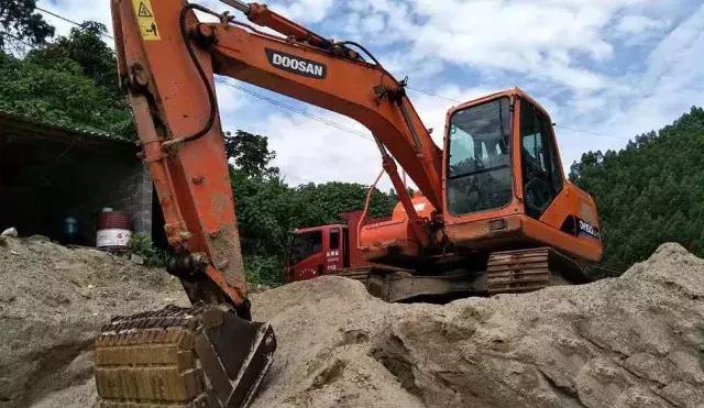 二手挖机中国前十排行,最受欢迎九大挖机