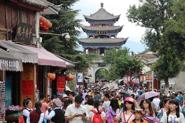 旅行社跟团游发展现状,跟团游那么便宜旅行社怎么盈利