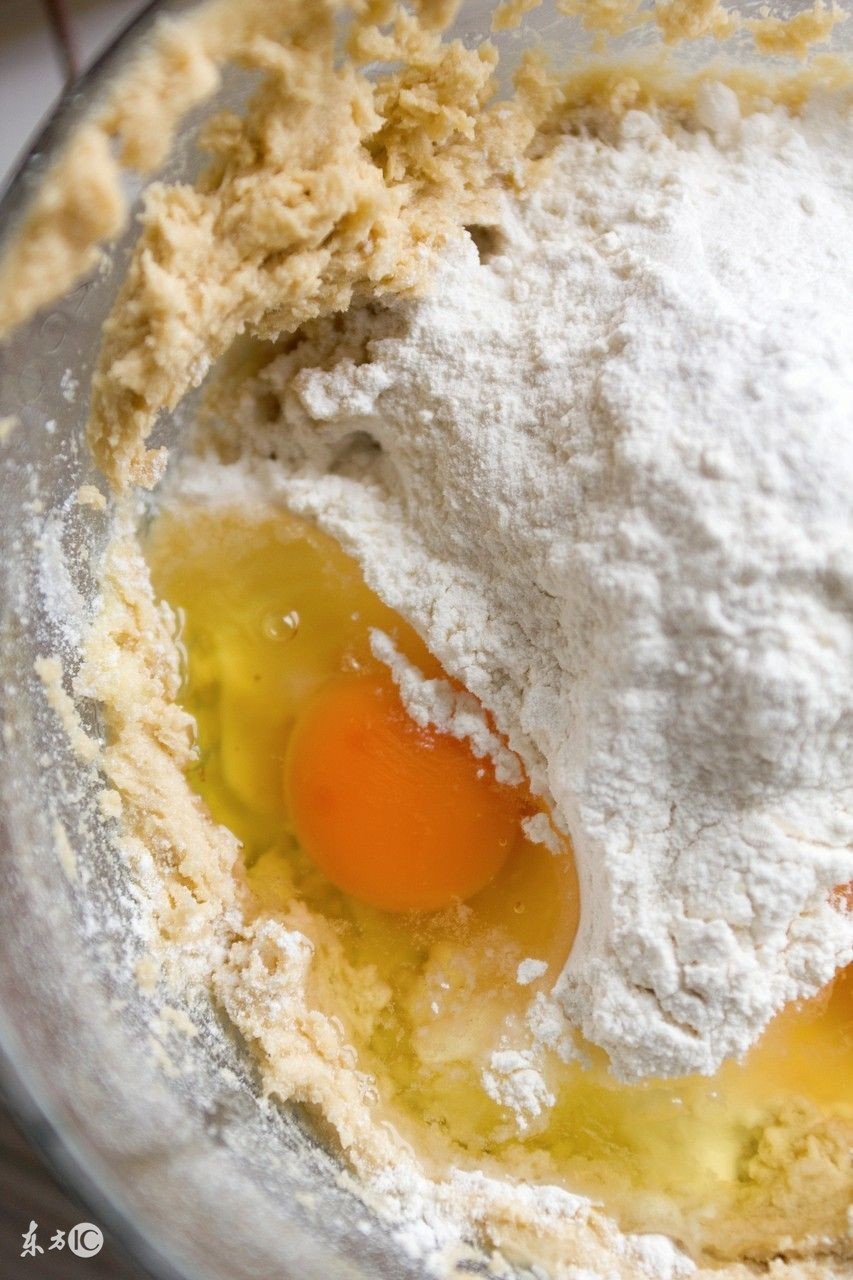 水磨糯米粉和生粉的区别,做肉用的生粉和糯米粉有什么区别