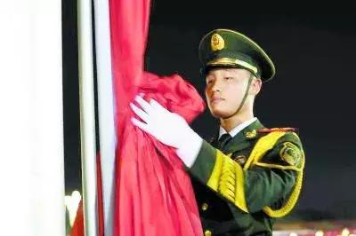 这俩河北小伙儿被称为“中国男神”！上央视后，火了！