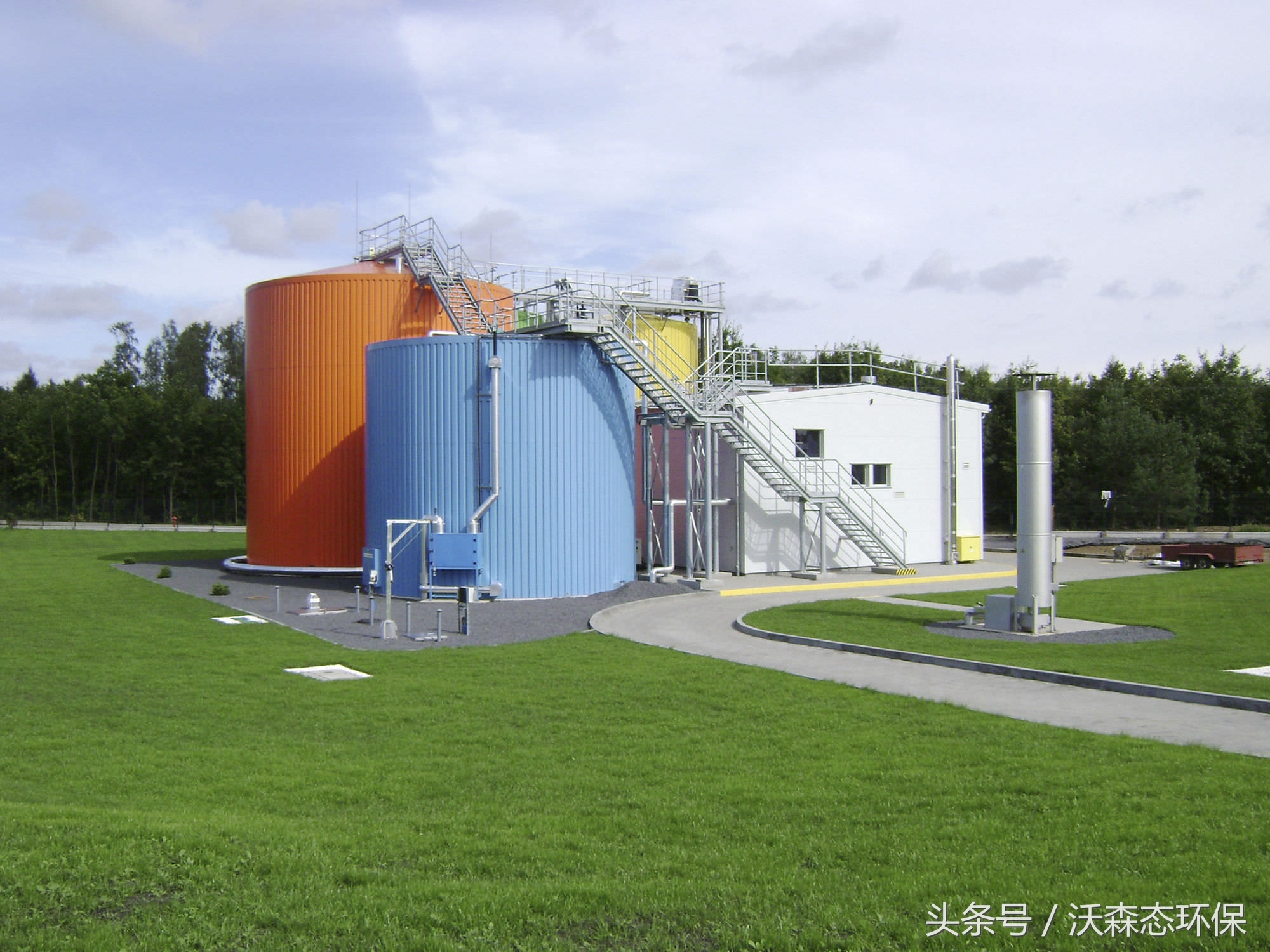 阿联酋是怎么解决淡水的,阿联酋水资源匮乏的解决措施