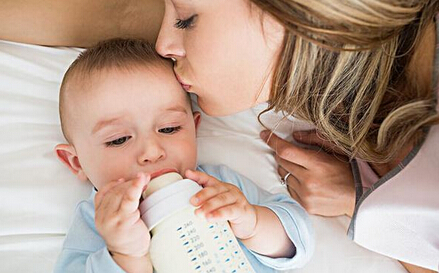 宝宝有湿疹给换奶粉会加重湿疹吗,宝宝湿疹需要更换奶粉吗