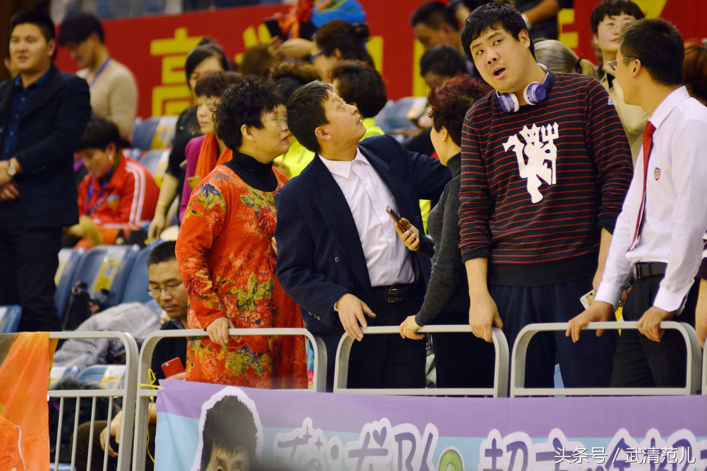 马龙亮相权健,马龙天津权健主场