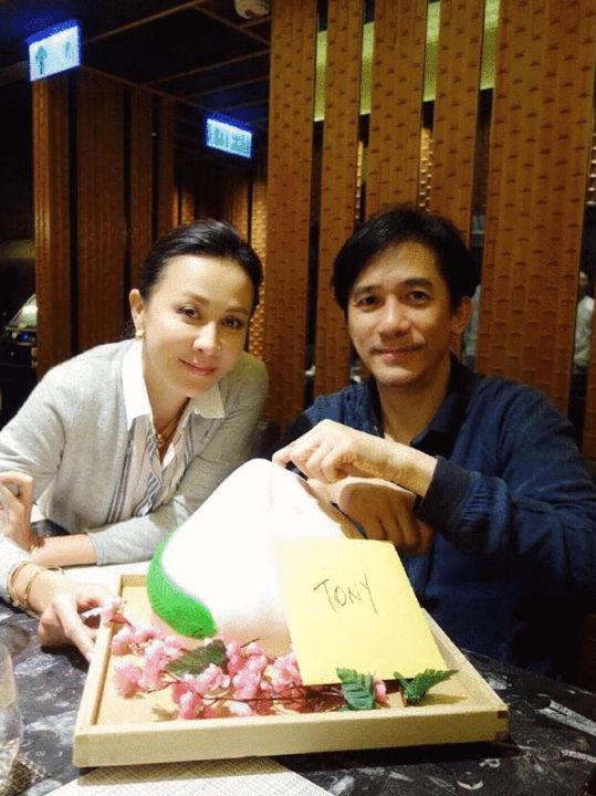 陈伟霆的生日蛋糕太别致了吧!原来明星过生日的蛋糕都这么有故事