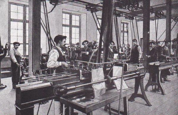 西甲有几支叫皇家的球队,蓝军和西甲哪个强大