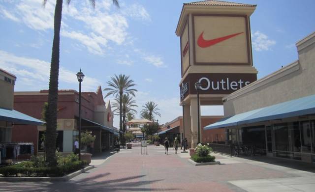 美国奥莱购物攻略,美国东部奥特莱斯购物实拍
