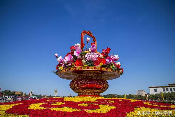 中国人，努力获得了荣誉却要压抑克制