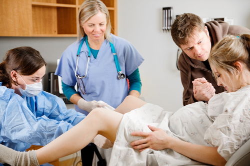 分娩怎么用力才不会裂开,分娩呼吸法和用力法