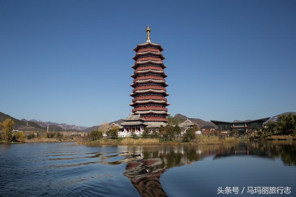 腾龙70-300mm镜头拍月亮环形山,腾龙18-400mm大变焦镜头旅游拍鸟