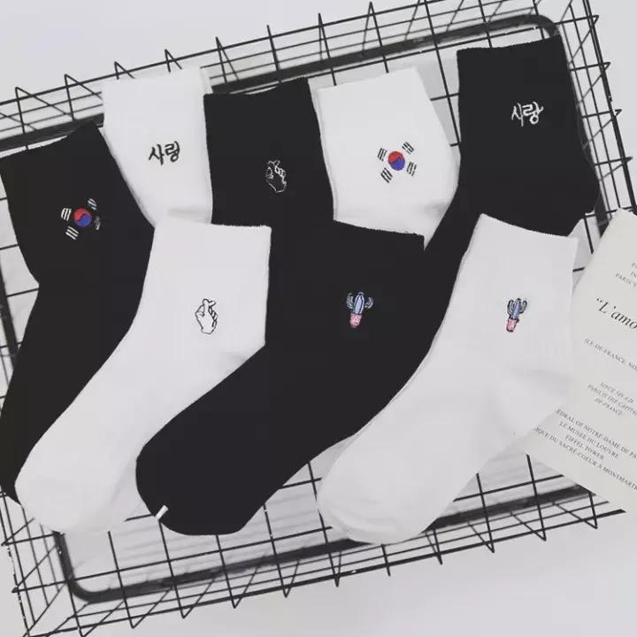 不想露脚踝袜子搭配原则,秋冬不流行露脚踝露袜子才够时髦