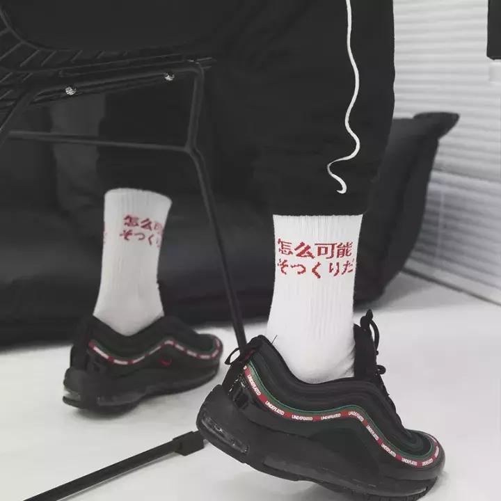 不想露脚踝袜子搭配原则,秋冬不流行露脚踝露袜子才够时髦