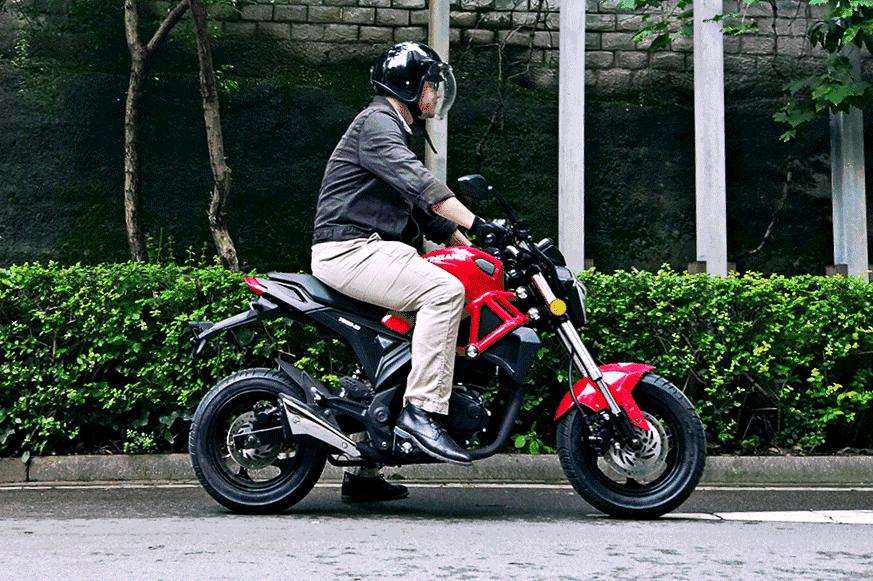 银钢小怪兽150试驾,17款银钢小怪兽150参数