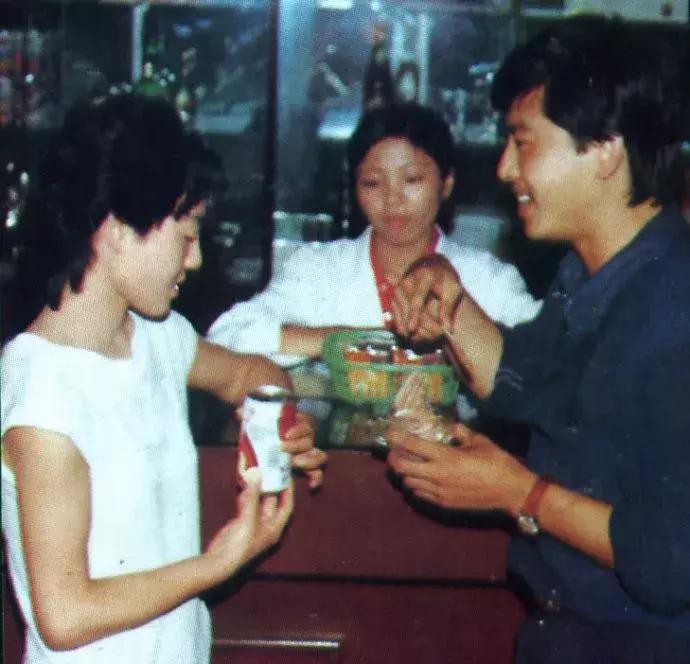 30年前沈阳老照片中街,沈阳市80年代的老照片